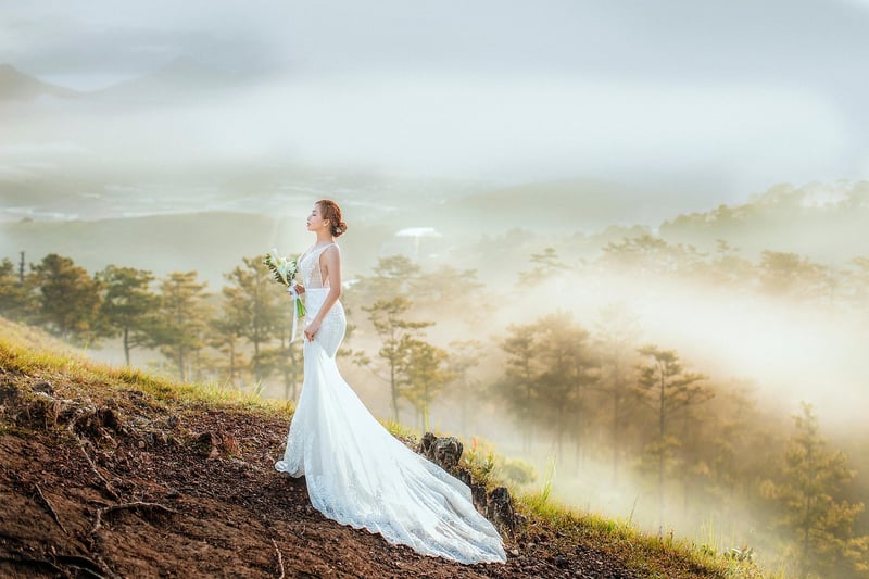 Vintage bride and groom